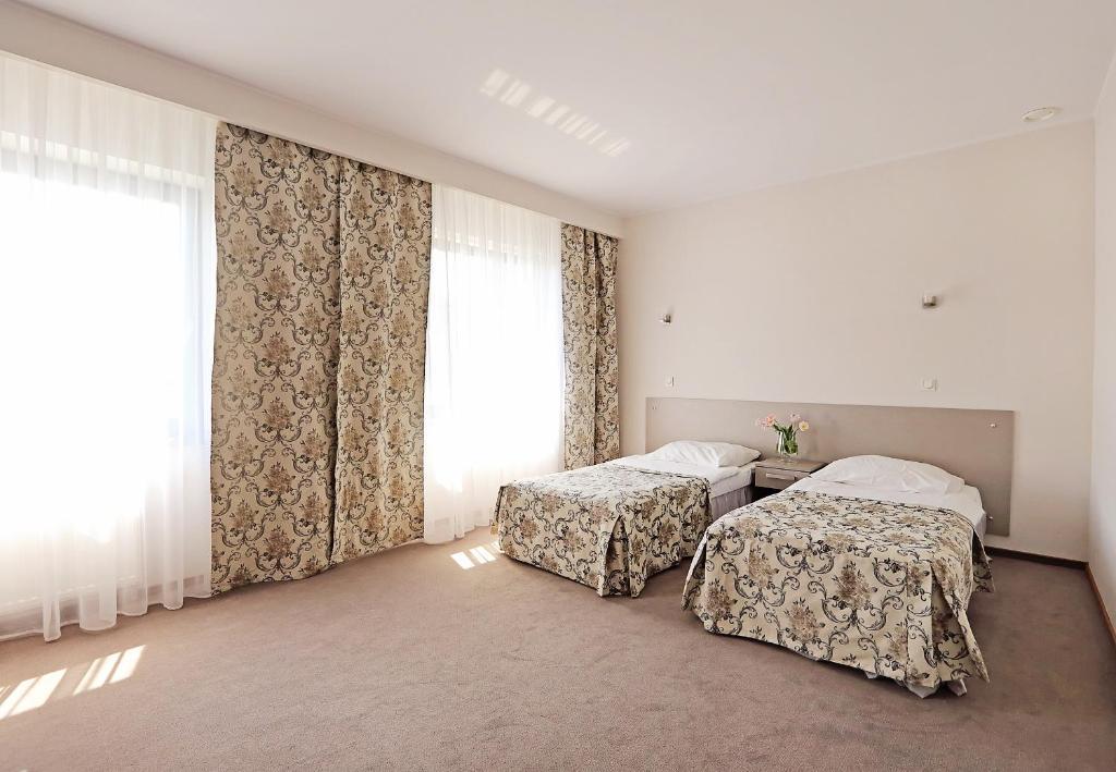 Hotel בז'וז'ה חדר תמונה